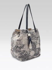 PRIMROSE Woven Tote Bag with Colorful Geometric Pattern, Tassel Detail (Blue and Beige)