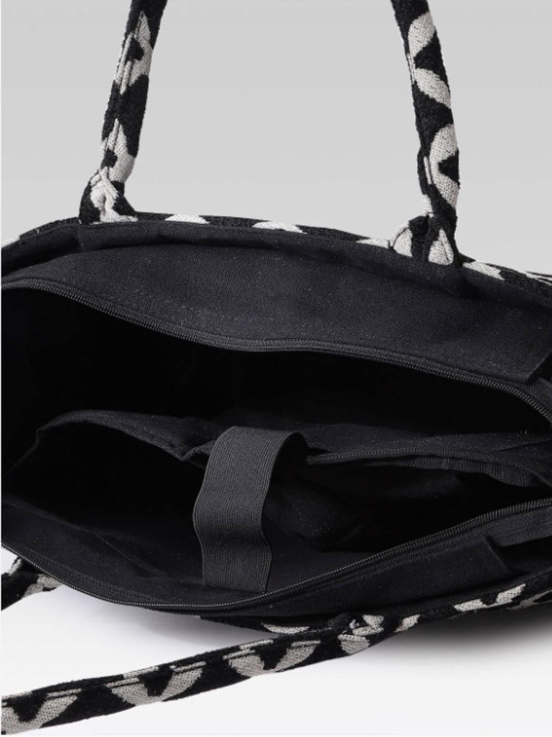 PRIMROSE Black and White Geometric Print Tote Bag, Modern Style