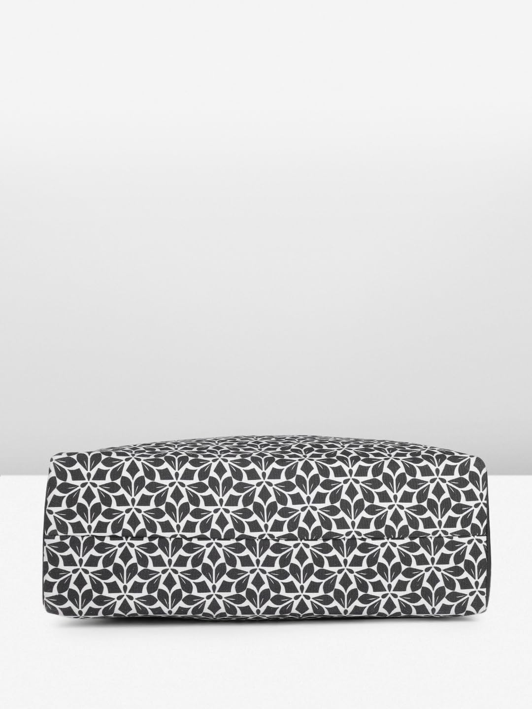 PRIMROSE Floral Pattern Tote Bag with Zip Pocket, Black and White Geometric Design, Large Shoulder Straps