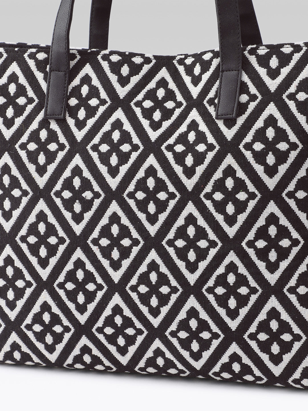 PRIMROSE Tote Bag, Black and White Geometric Diamond Pattern