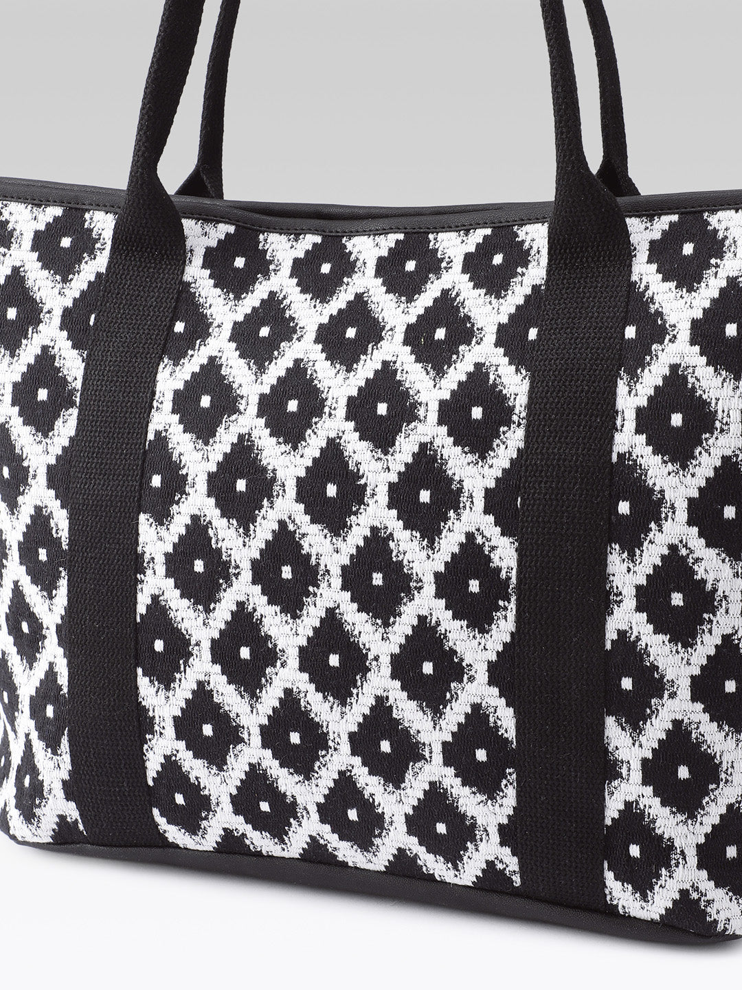 PRIMROSE Tote Bag, Black and White, Diamond Pattern
