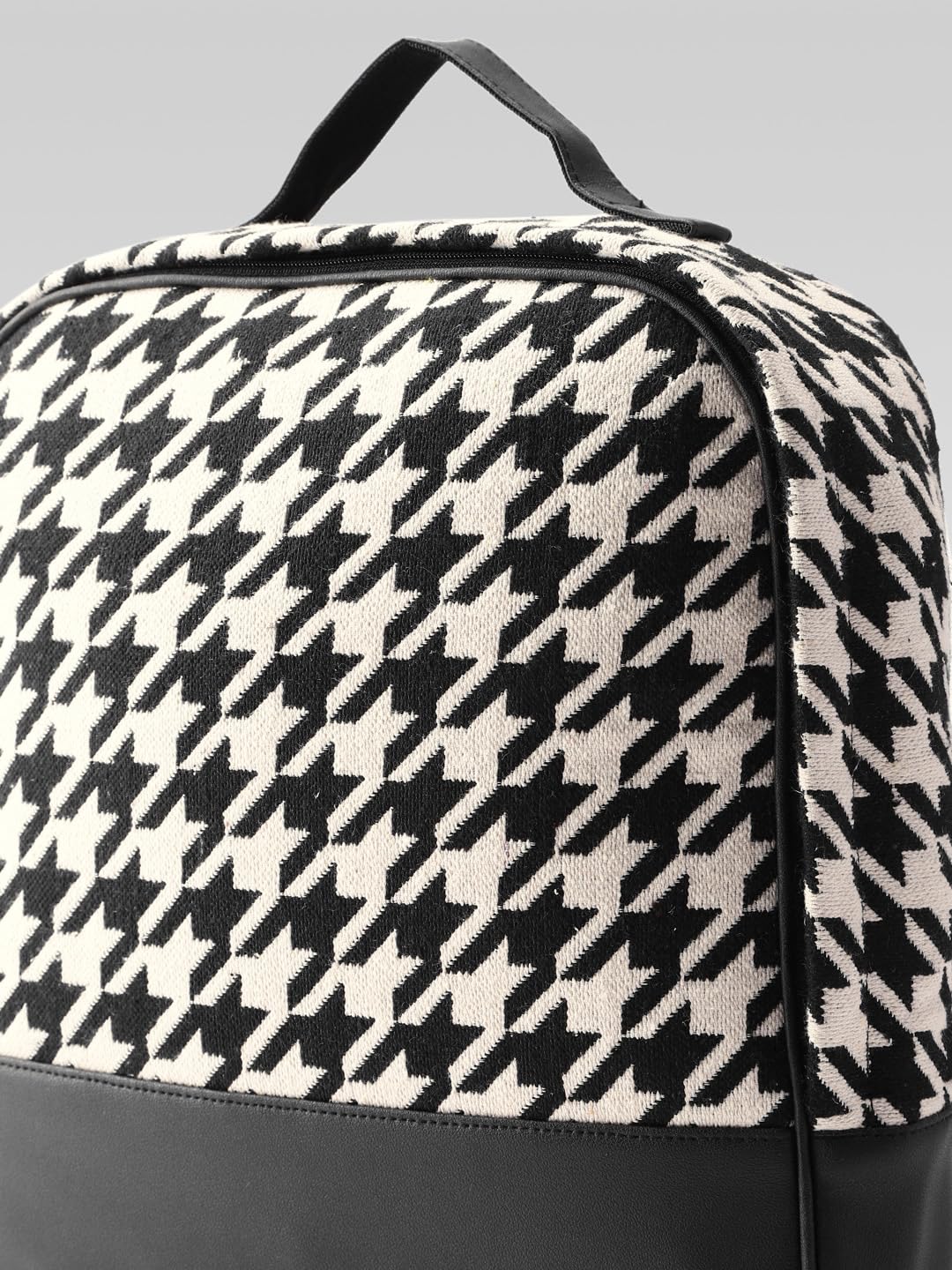 PRIMROSE Backpack Bag, Houndstooth Pattern Jacquard, Black and White.